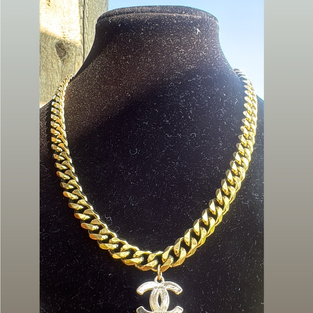 CC Chanel  Gold Chain Necklace with gold  Pendant.